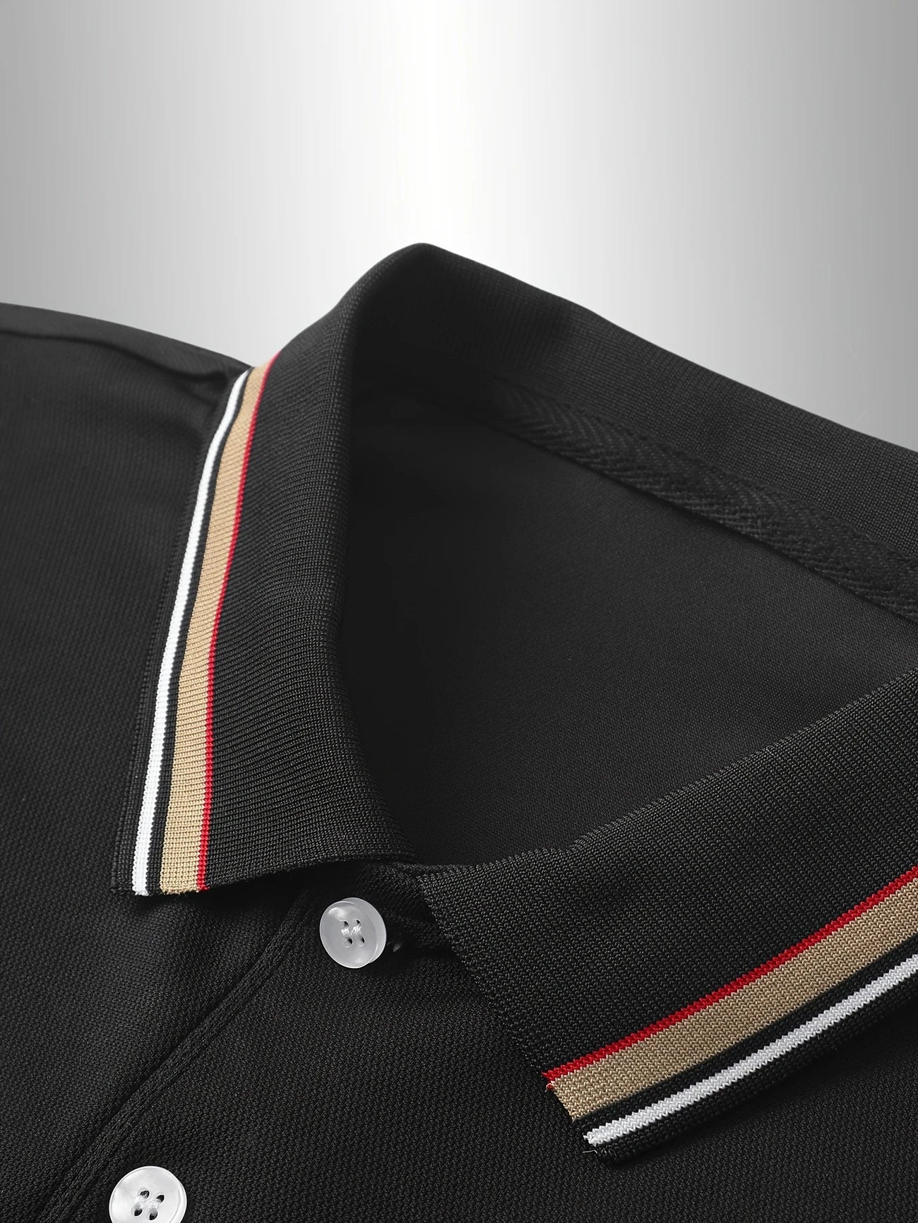 3 Men’s Tees – Wrinkle-Resistant, Odour-Free and All-Day Comfort